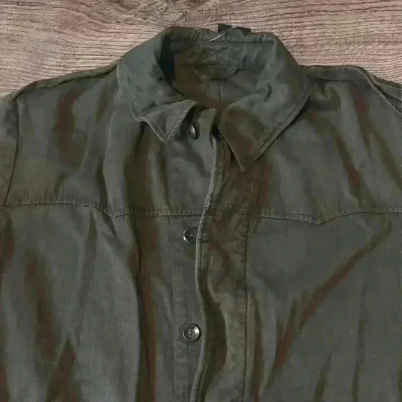 UO Urban Renewal Vintage Oversized
Overdyed Surplus Jacket One Size - Picture 2 of 8